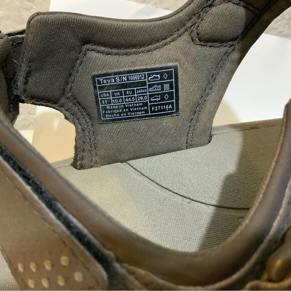 Teva 1006912 Holliway Black Strap Sports Sandals Men Size 11